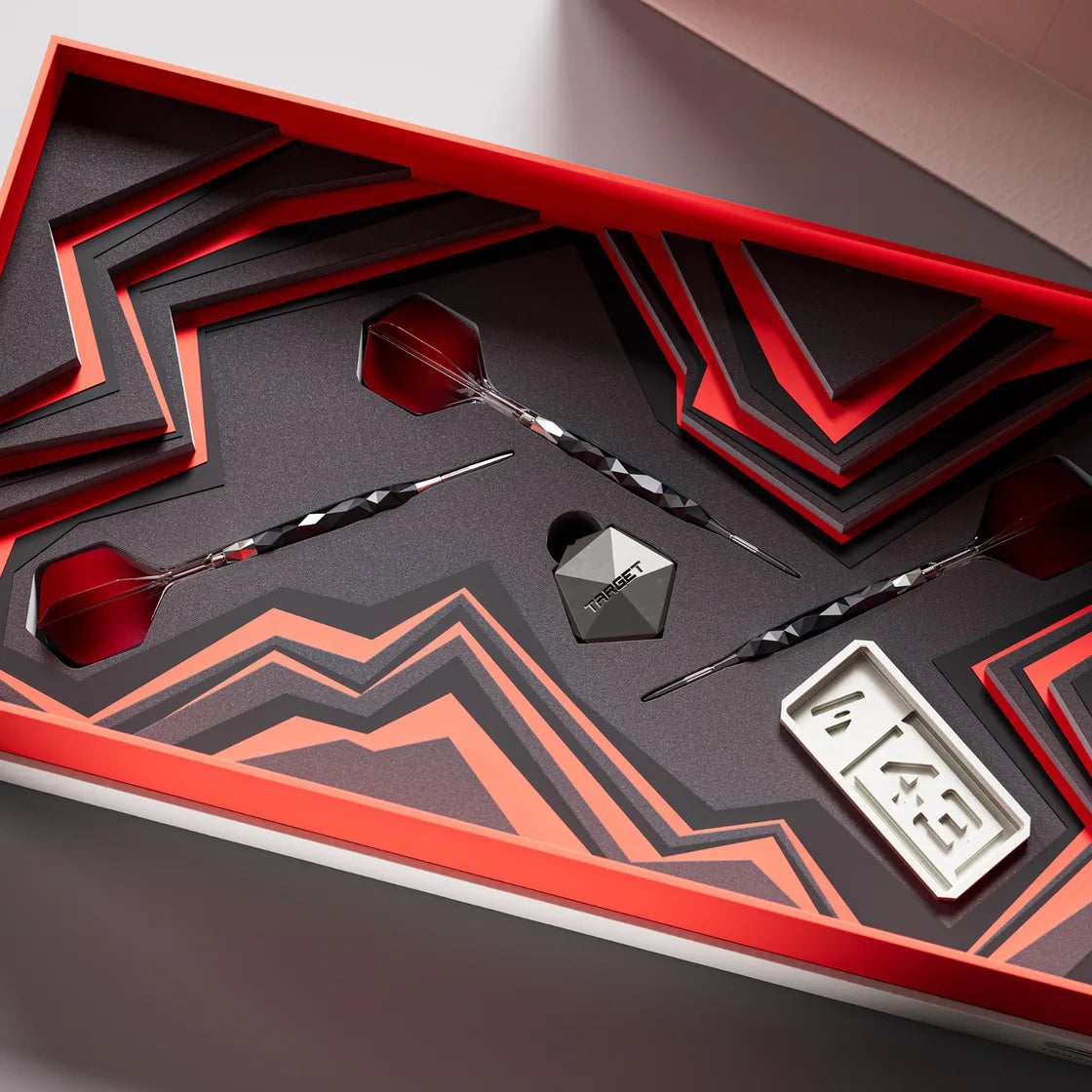 TARGET DARTS ELYSIAN ARCHETYPE 43 SP 95% 24G STEEL TIP DARTS CONTENTS